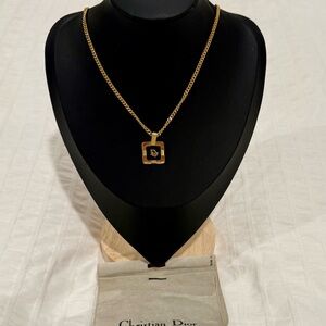 Dior Elegant Gold and Black Pendant Necklace 60s 70s era with dust bag
